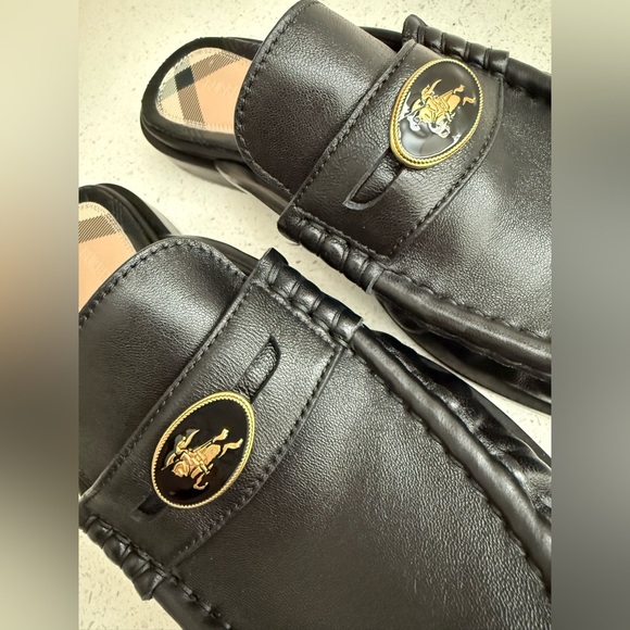 Burberry Cadet Ruched Black Leather Loafer Mule Size EU 38 US 8 - Picture 8 of 10